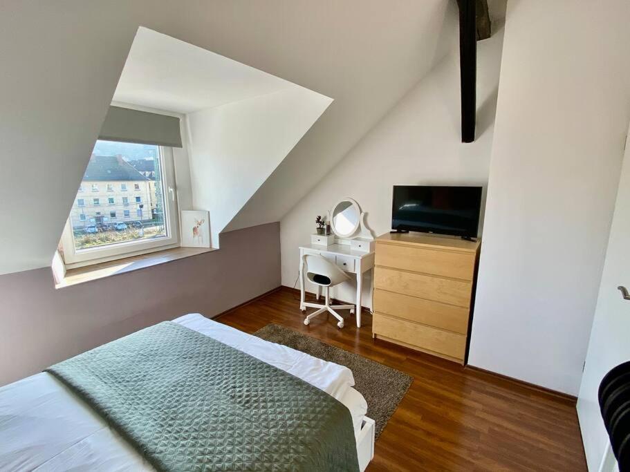12: Privatzimmer Fuer Reisende Durch Koblenz Koblenz  Buitenkant foto